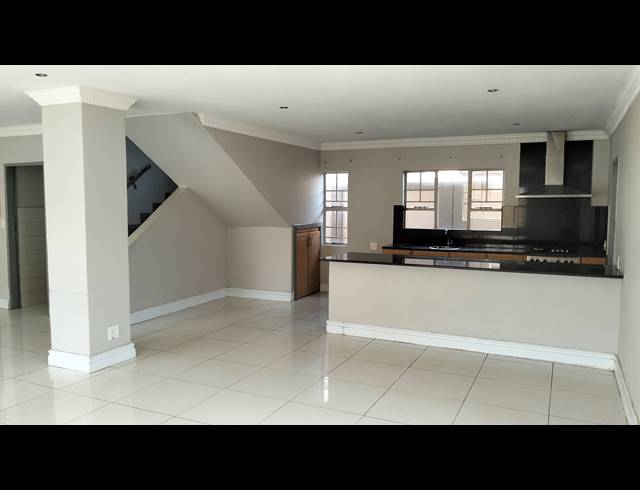 4 BEDROOM DUPLEX FOR SALE IN EQUESTRIA